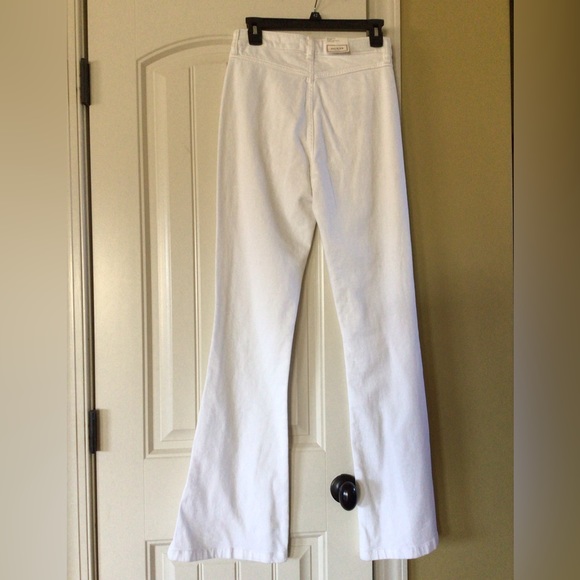 🆕GUESS WHITE DENIM HIGH RISE FLARE(Sz 28 & 29) - Picture 5 of 16